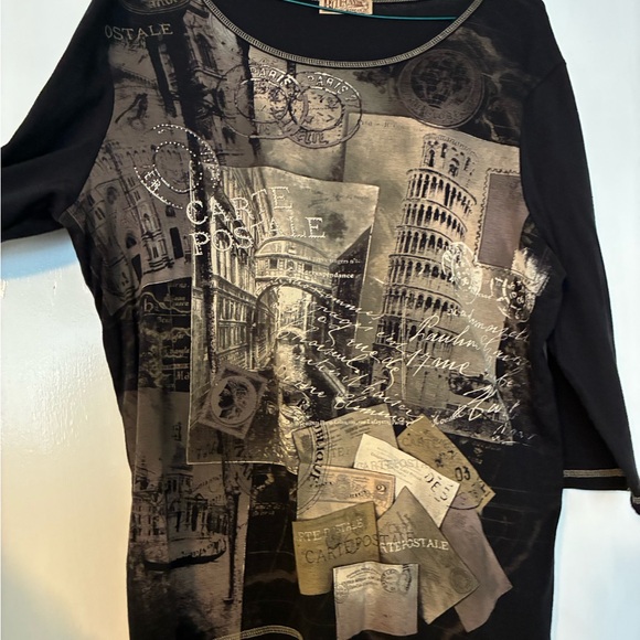 Black Graphic Print Women's Top - Picture 2 of 3